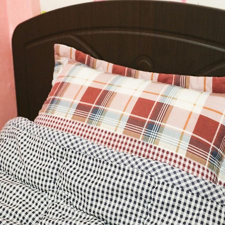 Funstay Inn Guesthouse Busan Phòng bức ảnh
