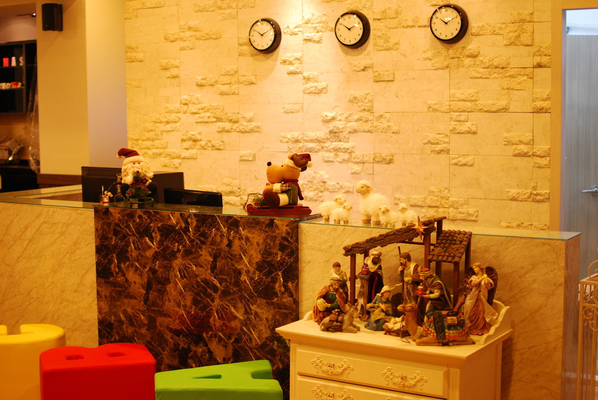 Funstay Inn Guesthouse Busan Ngoại thất bức ảnh