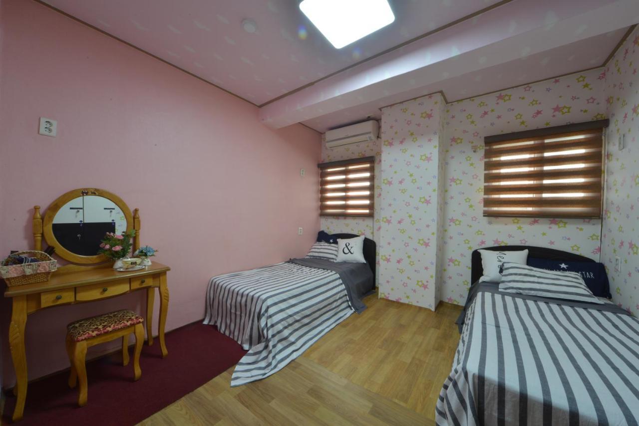 Funstay Inn Guesthouse Busan Ngoại thất bức ảnh