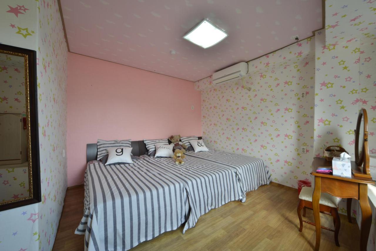 Funstay Inn Guesthouse Busan Ngoại thất bức ảnh